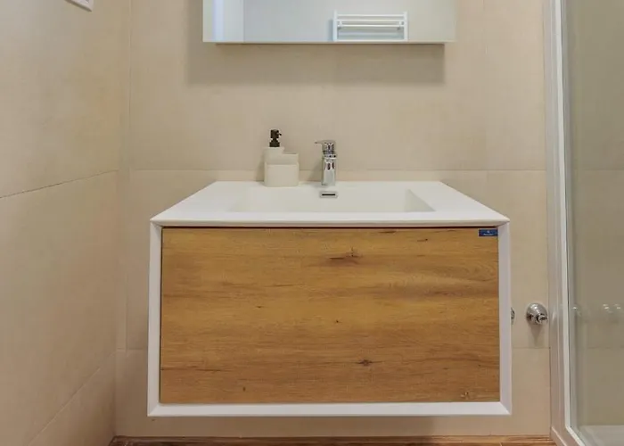 Labar * Биоград-на-Мору